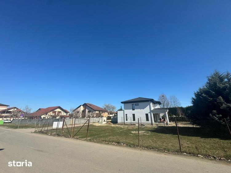 Teren de 500 mp, în Soarelui