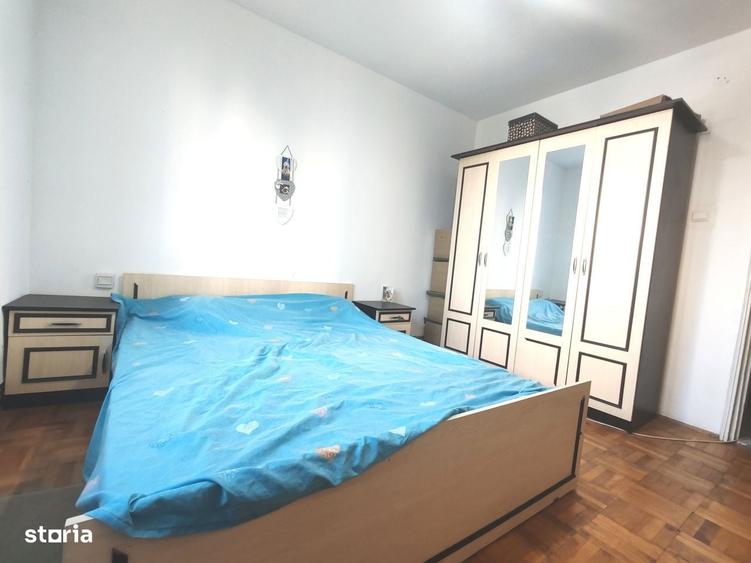 Apartament cu 2 camere semidecomandat în Craiovei