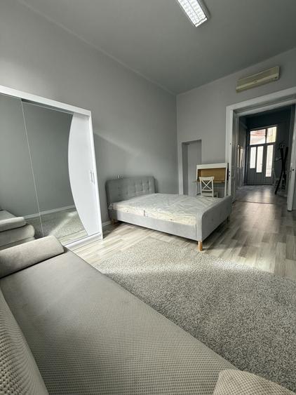 Apartament cu 2 camere semidecomandat în Ultracentral