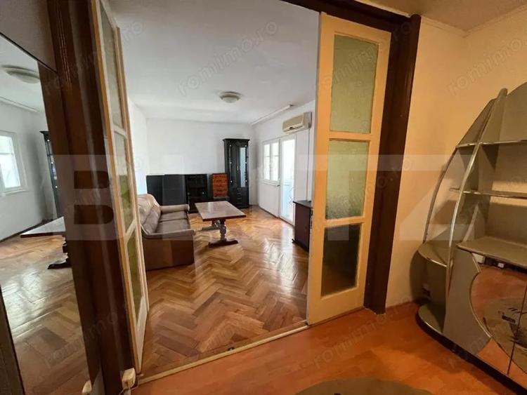 Apartament cu 3 camere decomandat în Dacia