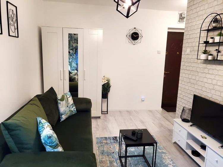 Decebal - Rond Alba Iulia – Garsoniera moderna – disponibila 20.07 - 400 EUR - 2