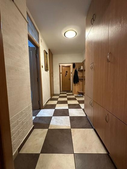 Apartament cu 2 camere decomandat, mobilat în Decebal