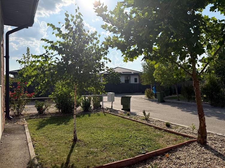 Casă individuală cu 4 camere cu Canalizare în Corbeanca