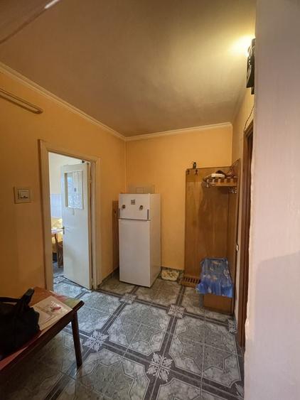Apartament cu 2 camere nedecomandat în Central