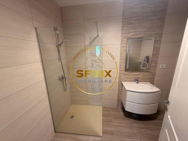 Apartament cu 3 camere semidecomandat, mobilat în Băneasa