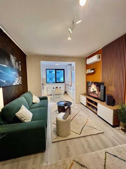 Apartament cu 2 camere decomandat în Titan