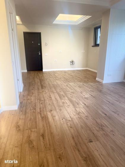 Apartament cu 3 camere în Băneasa