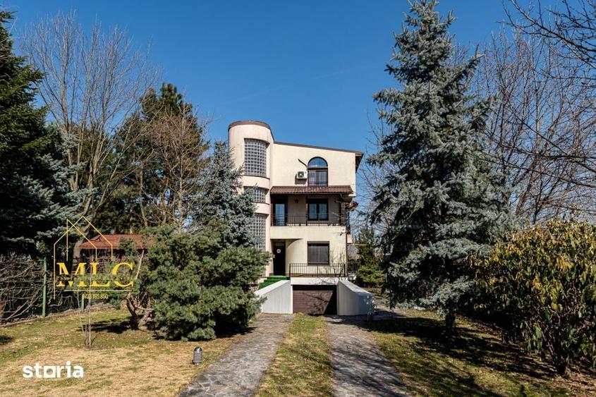 Casă cu 7 camere cu Teren 1935 Mp în Gruiu