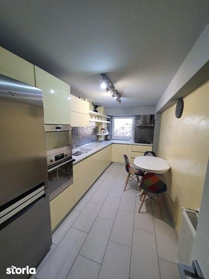 Apartament cu 3 camere în Ultracentral