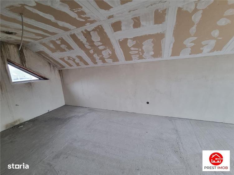 Casă cu 4 camere cu Teren 500 Mp în Sâncraiu de Mureș