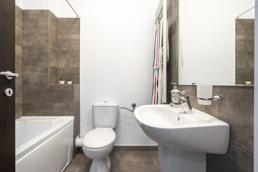 Apartament cu 2 camere semidecomandat, mobilat în Mihai Bravu