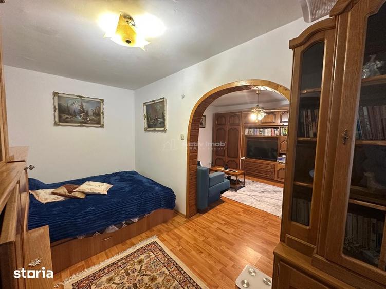 Apartament cu 2 camere decomandat în Central