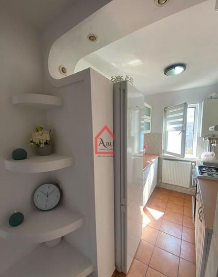 Apartament cu 2 camere semidecomandat, mobilat în Păcurari