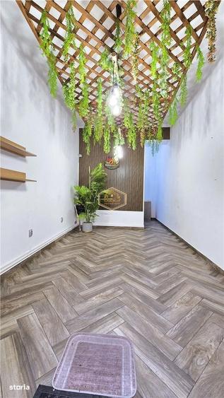 Spațiu comercial, de 21 mp, în Central