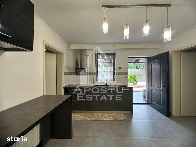 Casă cu 4 camere cu Teren 240 Mp în Lipovei