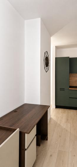Apartament cu 2 camere semidecomandat în Podu Roș