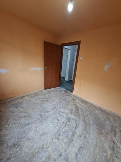 Apartament cu 2 camere decomandat în Barbu Văcărescu