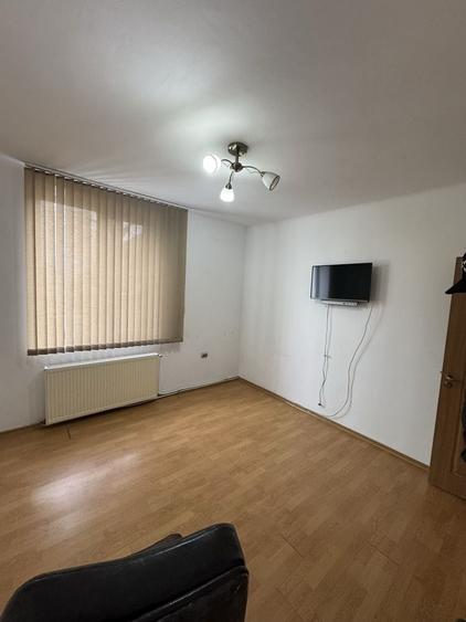 Apartament cu 2 camere decomandat în Bârlad