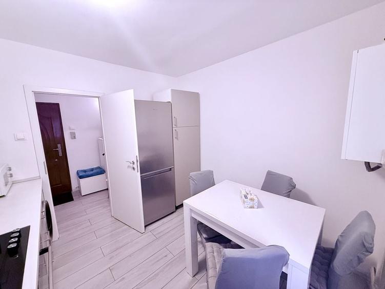 Apartament cu 2 camere semidecomandat în Gemenii