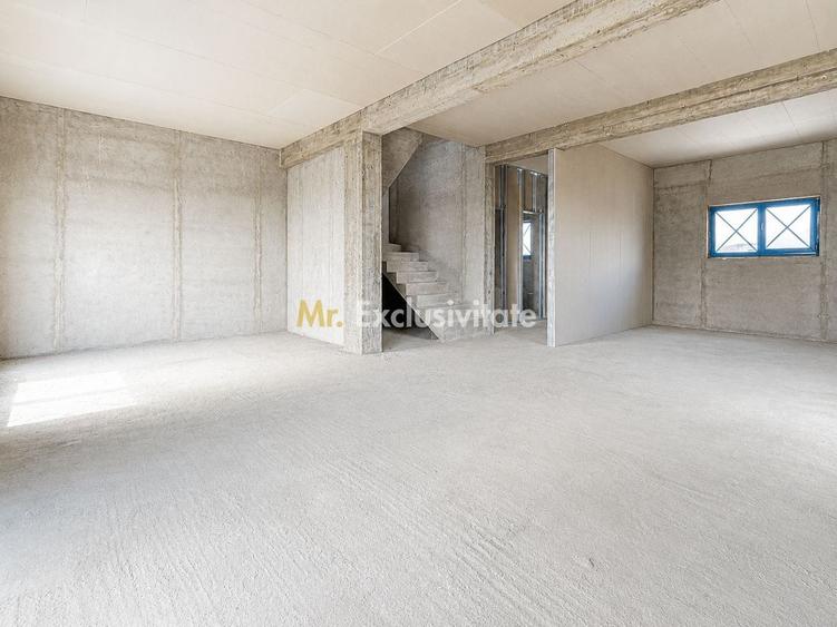 Duplex cu 4 camere cu Canalizare în Corbeanca