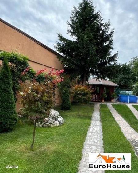 Casă cu 4 camere în Central