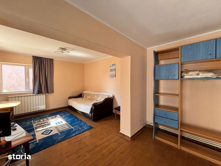 Casă cu 2 camere cu Teren 230 Mp în Coiciu