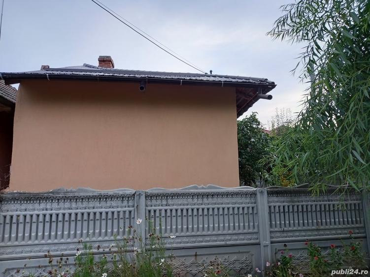 Casă cu 2 camere în Roșiori de Vede