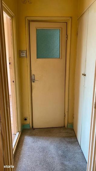 Apartament cu 2 camere semidecomandat în Vatra Luminoasă