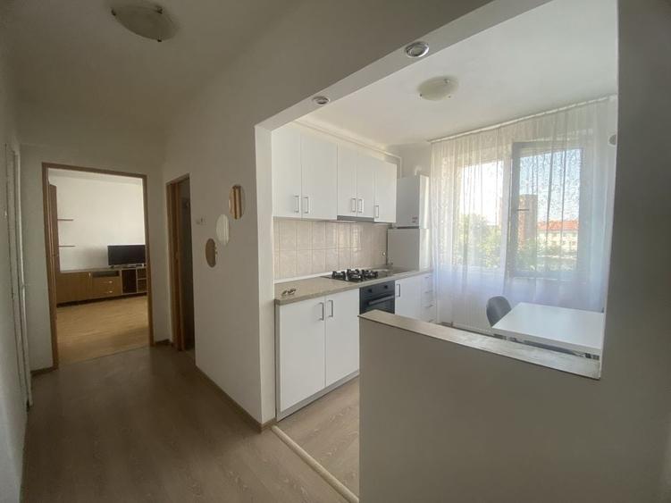 Apartament cu 2 camere semidecomandat în Ultracentral
