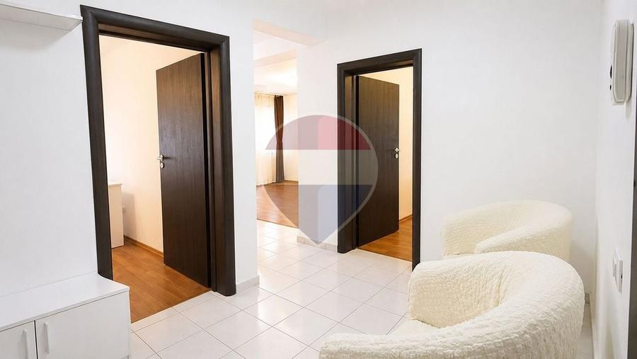 Apartament cu 3 camere decomandat, mobilat în Chiajna
