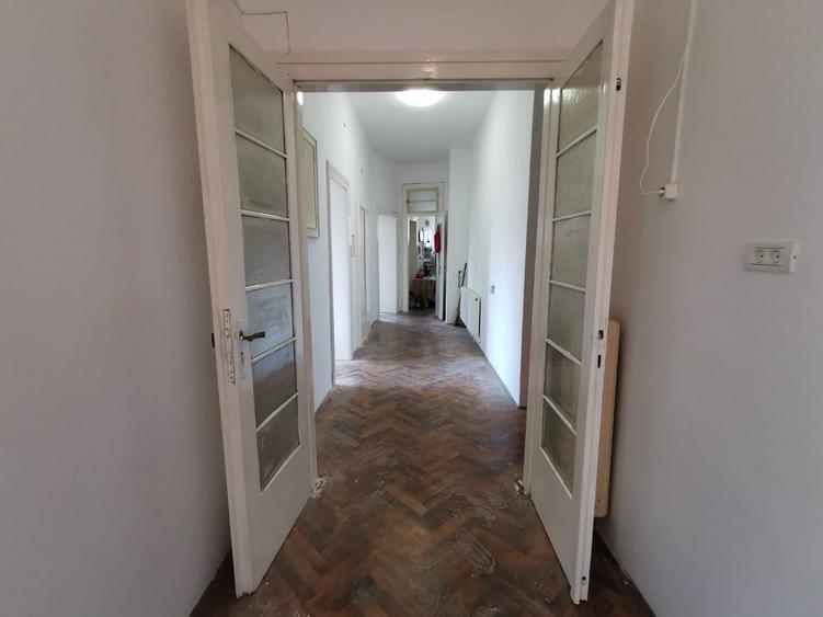 Apartament cu 4 camere circular în Ultracentral