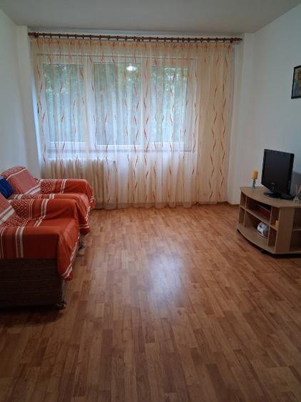 Apartament cu 2 camere semidecomandat în Baba Novac
