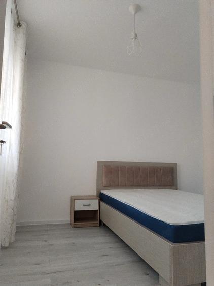 Apartament cu 2 camere semidecomandat în Trivale