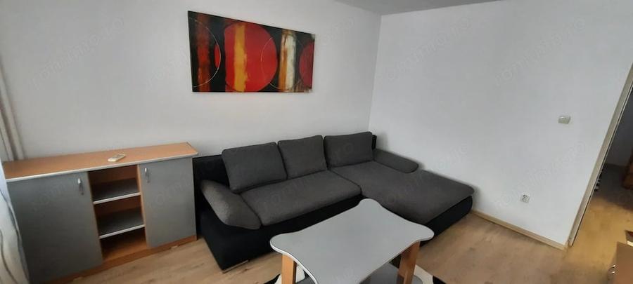 Apartament cu 2 camere decomandat în Circumvalațiunii