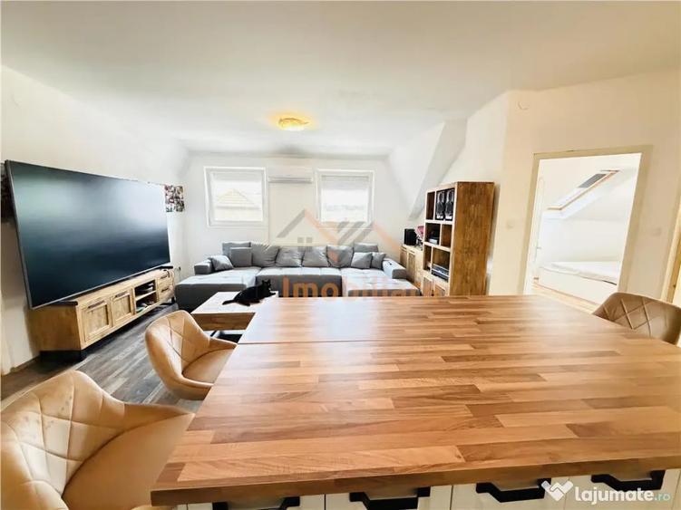 Apartament cu 3 camere decomandat în Paleu