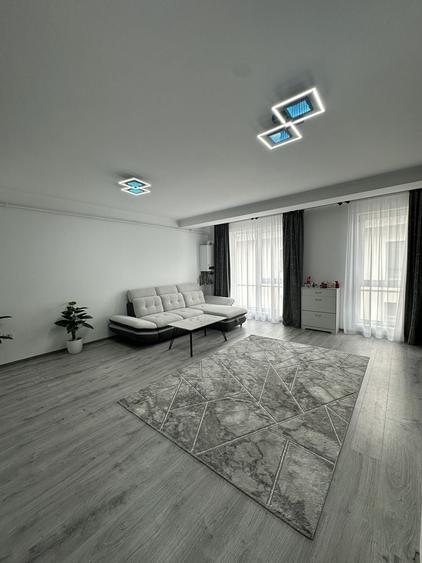 Apartament cu 2 camere semidecomandat în Giroc