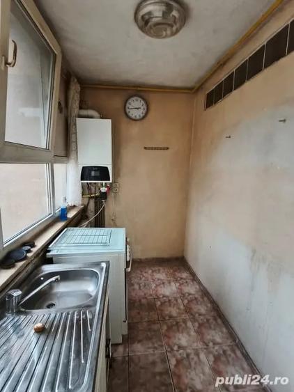 Apartament cu 2 camere semidecomandat în 1 Mai