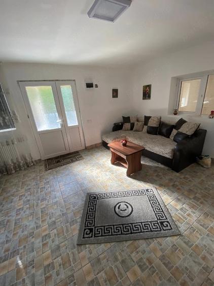 Casă cu 4 camere cu Teren 648 Mp în Vernești