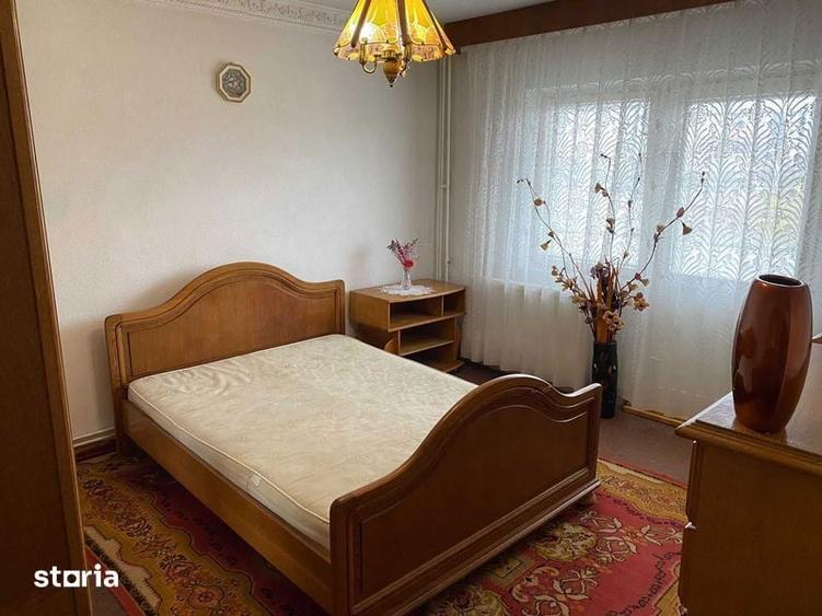 Apartament cu 3 camere decomandat în 9 Mai