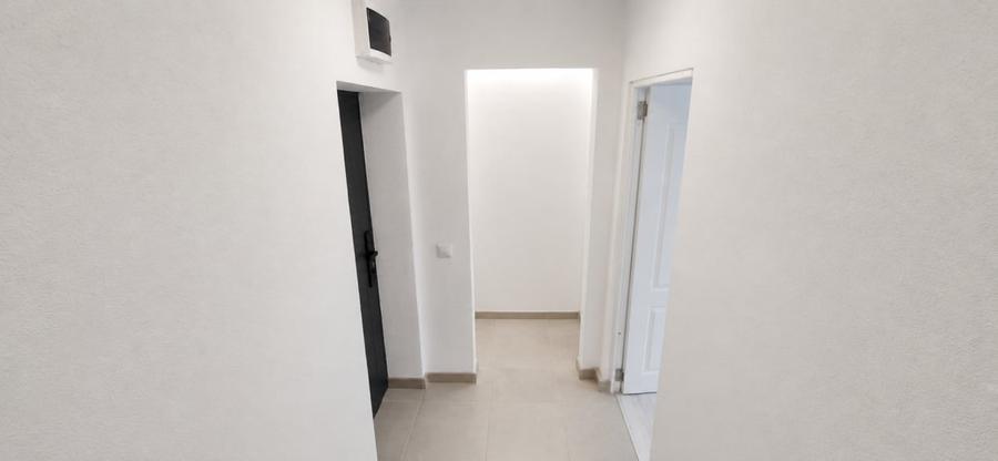 Apartament cu 2 camere decomandat, mobilat în Exterior Est