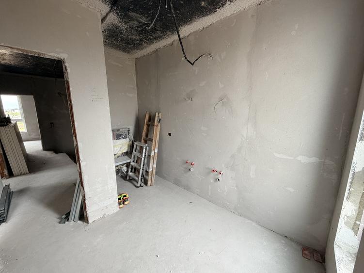 Duplex cu 4 camere cu Canalizare în Moșnița Nouă