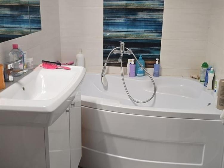 Apartament cu 2 camere decomandat, mobilat în George Enescu