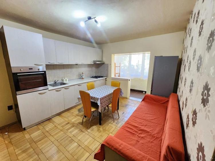 Garsonieră decomandată în Central
