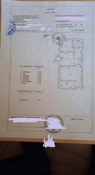 Apartament cu 3 camere semidecomandat în Ferentari