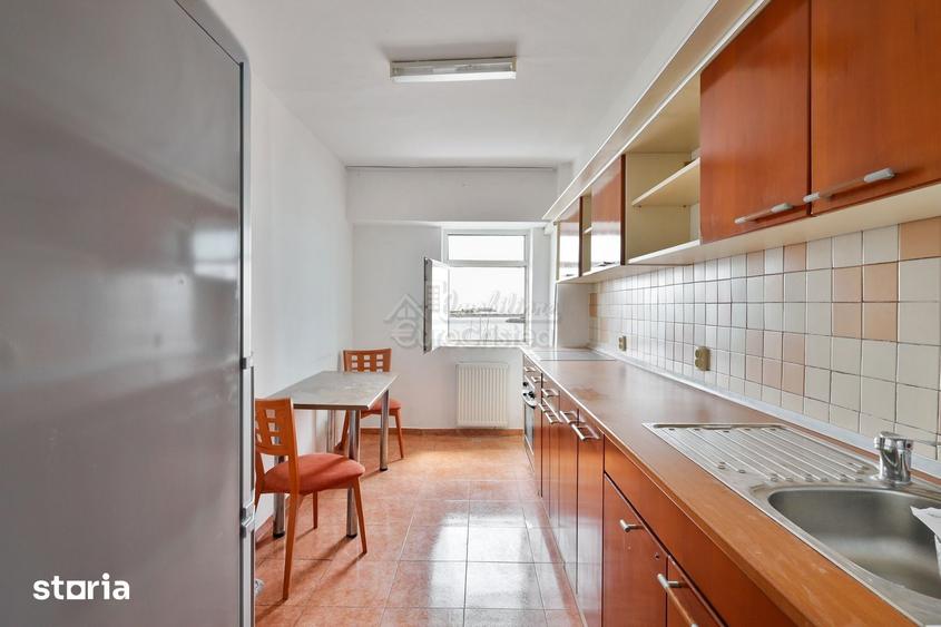 Apartament cu 2 camere decomandat în Est