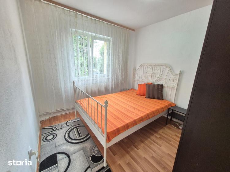 Apartament cu 2 camere semidecomandat, mobilat în Florilor