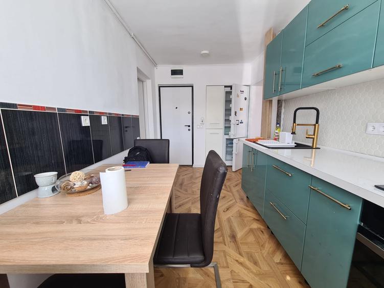 Apartament cu 3 camere semidecomandat, mobilat în Grigorescu