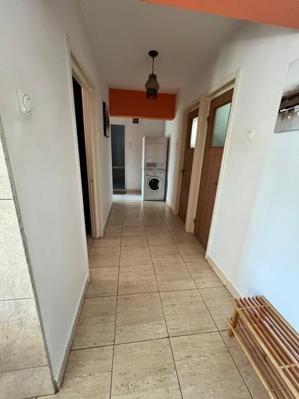 Apartament cu 3 camere decomandat, mobilat în Iancului