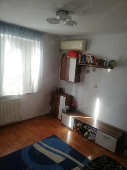 Apartament cu 2 camere decomandat în Crângași
