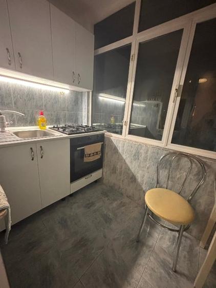 Apartament cu 2 camere decomandat în Gara